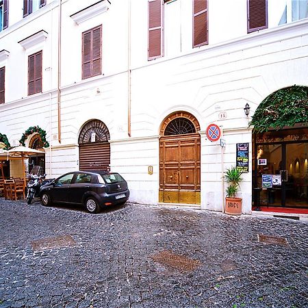 Vetrina Holidays Apartment Navona Rome Luaran gambar