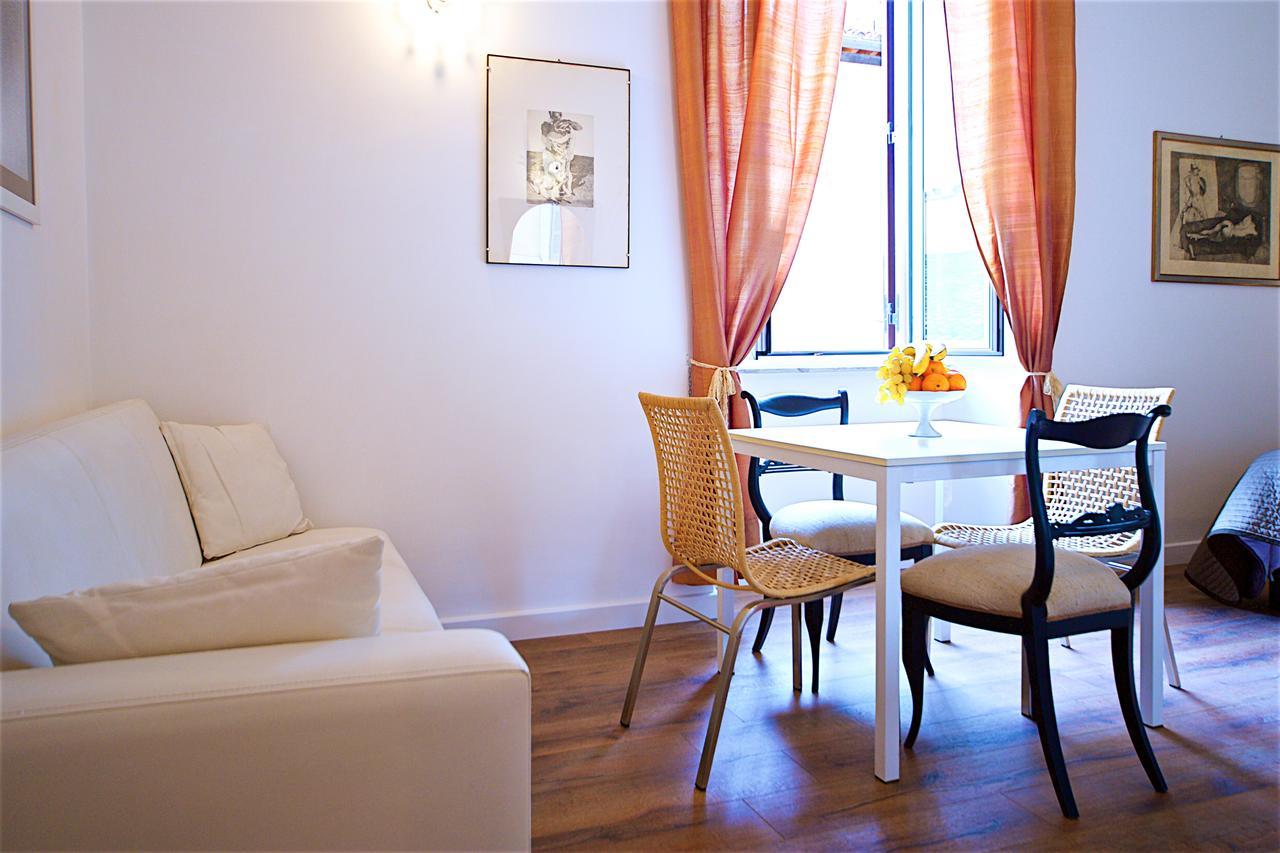 Vetrina Holidays Apartment Navona Rome Luaran gambar