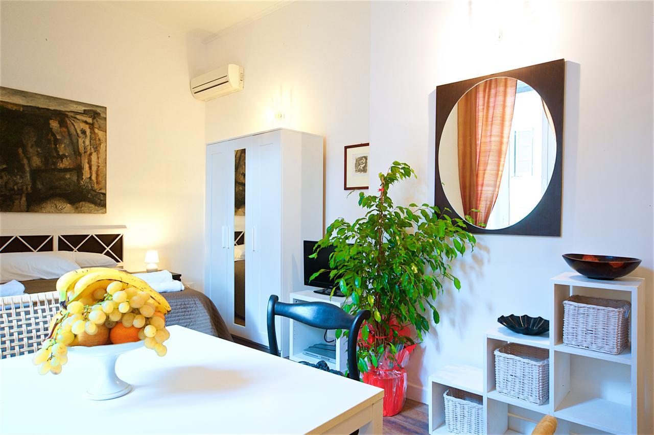 Vetrina Holidays Apartment Navona Rome Luaran gambar